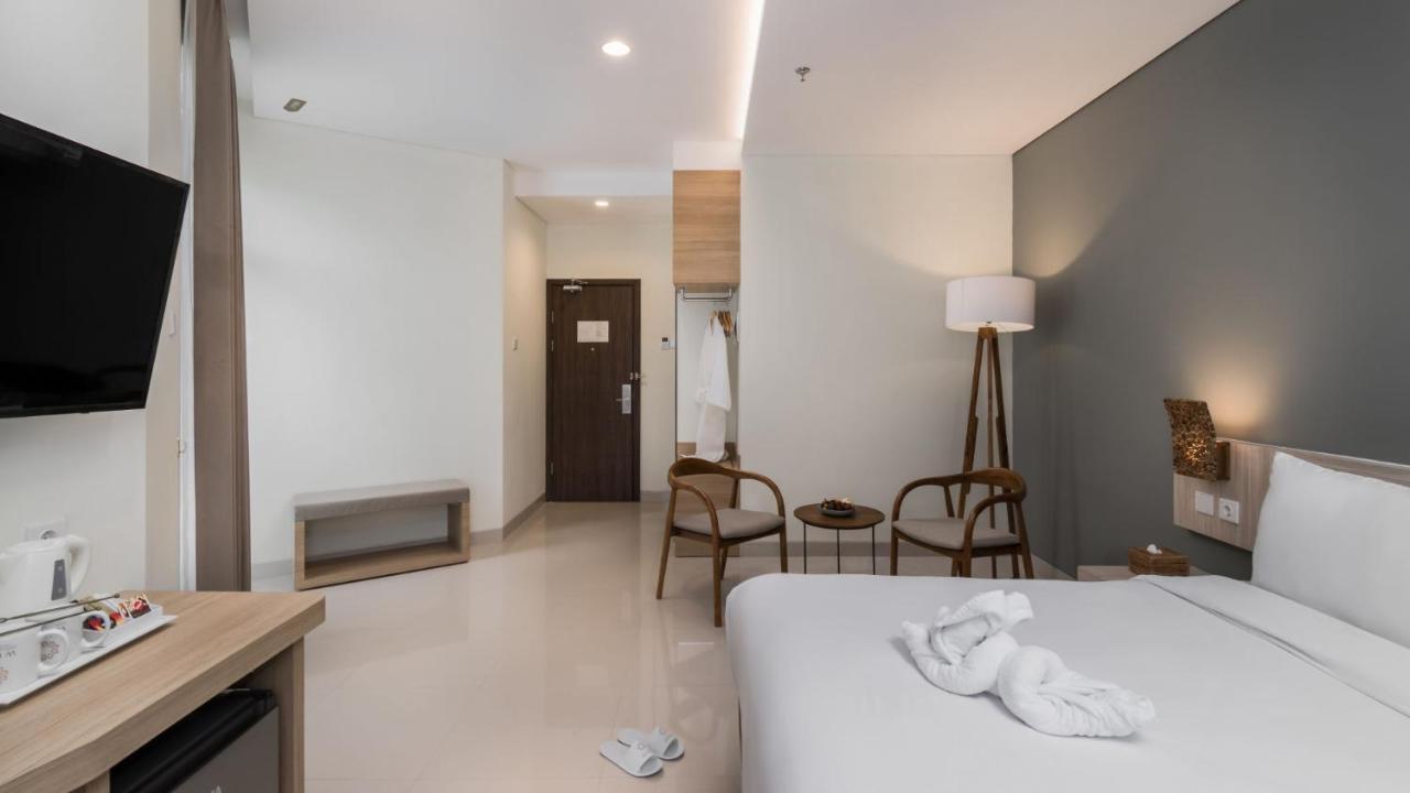 The Wujil Resort & Conventions Semarang Exterior photo